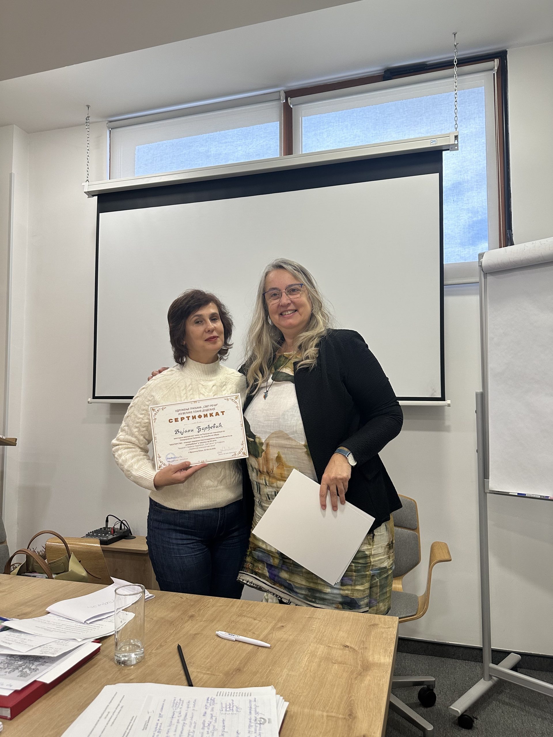 IMG_2655-scaled-e1759763683458 Trening za mentorke vršnjačkih timova