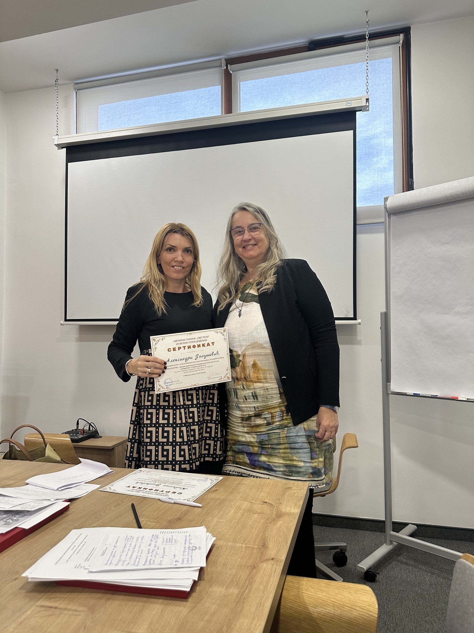 IMG_2657-scaled-e1759763604313 Trening za mentorke vršnjačkih timova