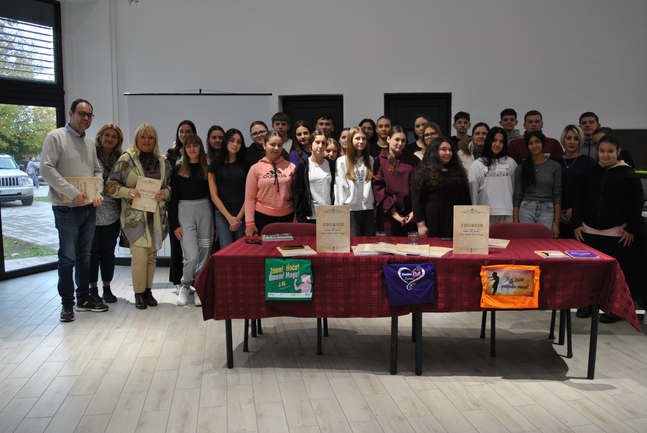 DSC_0104-scaled Promocija Zbornika "Snažno DA životu! Znam! Umem! Hoću! Mogu!" u TŠ Despotovac