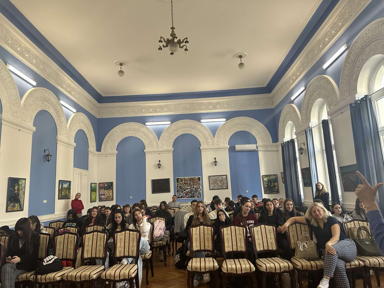 viber_image_2025-11-12_21-13-36-384 Promocija zbornika „Snažno DA životu! Znam! Umem! Hoću! Mogu!“ u Velikom Gradištu