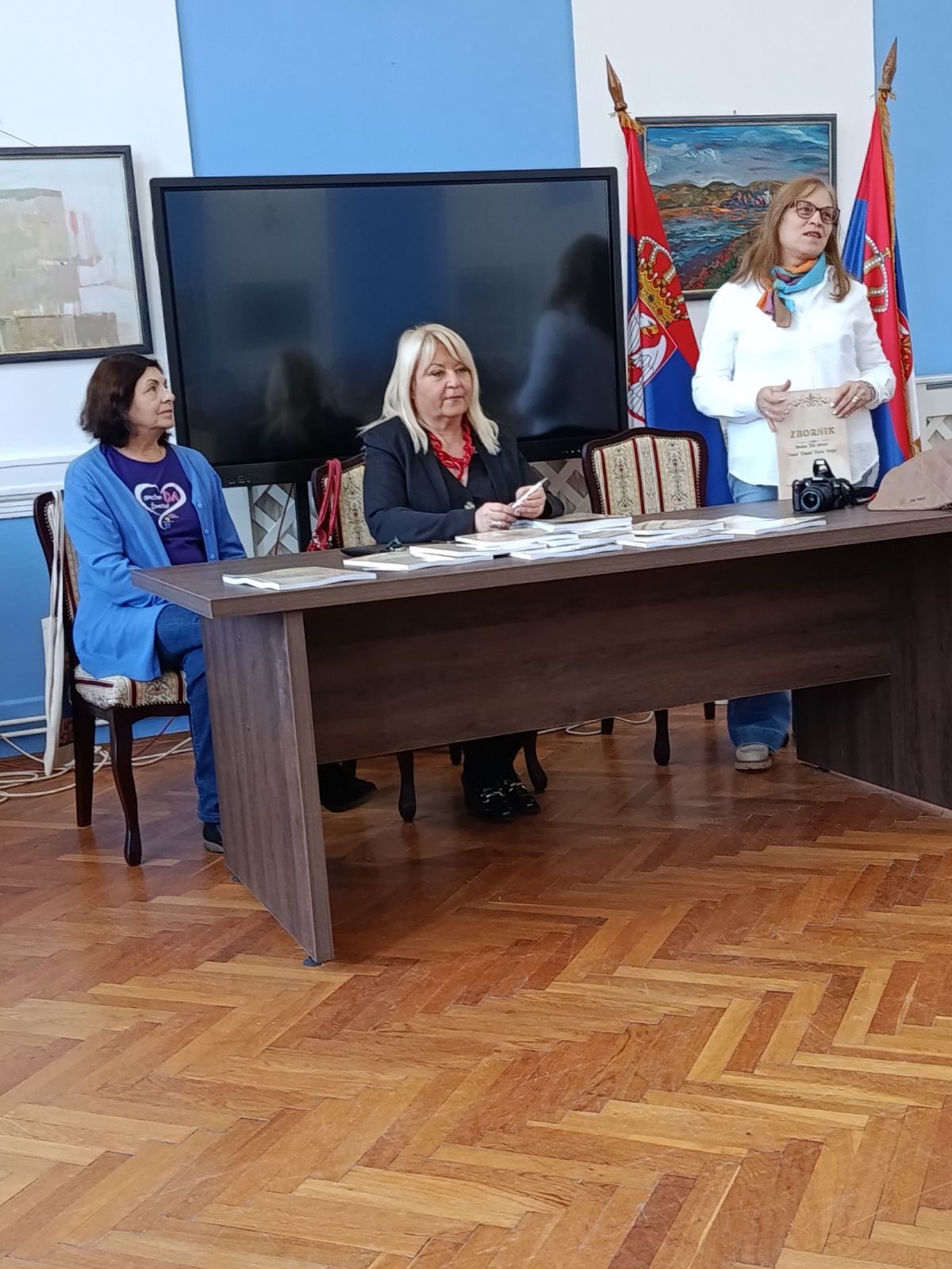 viber_image_2025-11-12_21-13-44-569 Promocija zbornika „Snažno DA životu! Znam! Umem! Hoću! Mogu!“ u Velikom Gradištu