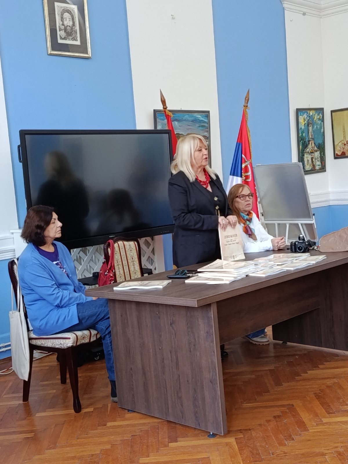 viber_image_2025-11-12_21-13-46-670 Promocija zbornika „Snažno DA životu! Znam! Umem! Hoću! Mogu!“ u Velikom Gradištu