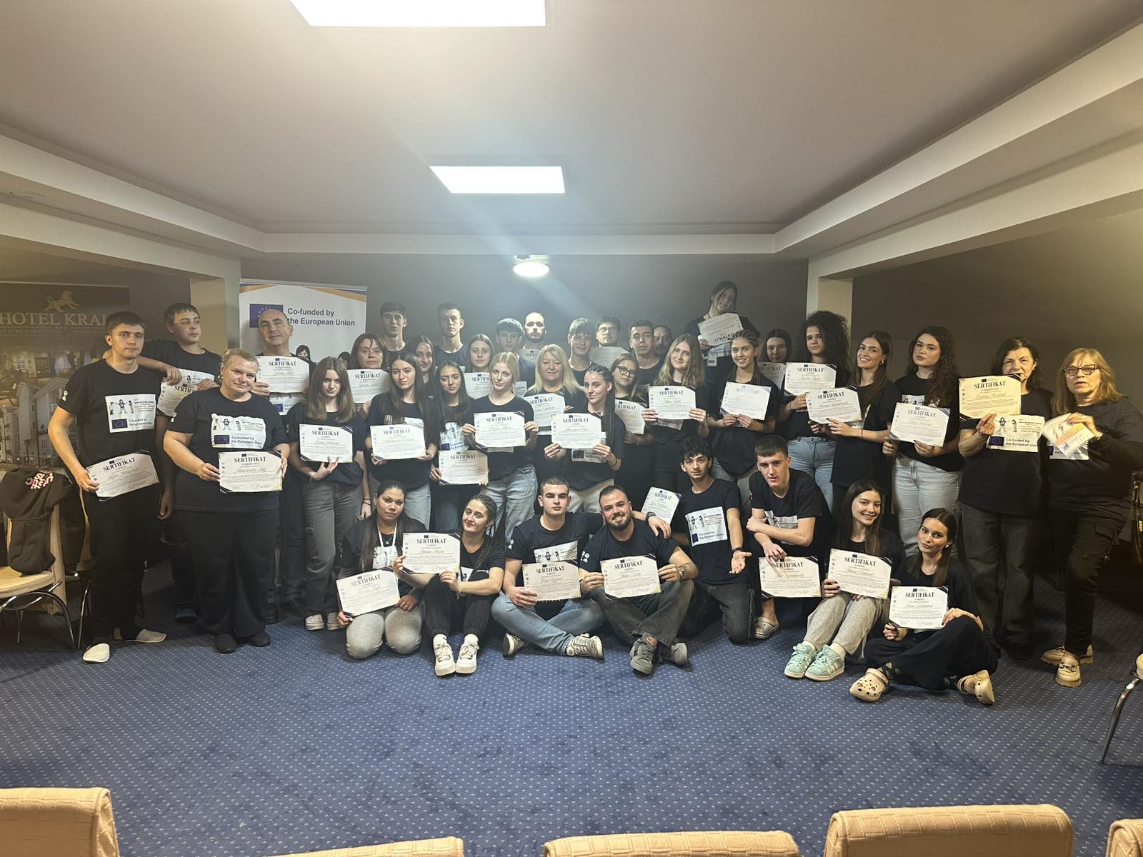 1-2 Svečana dodela sertifikata: Mladi osnaženi za posredovanje u vršnjačkim konfliktima