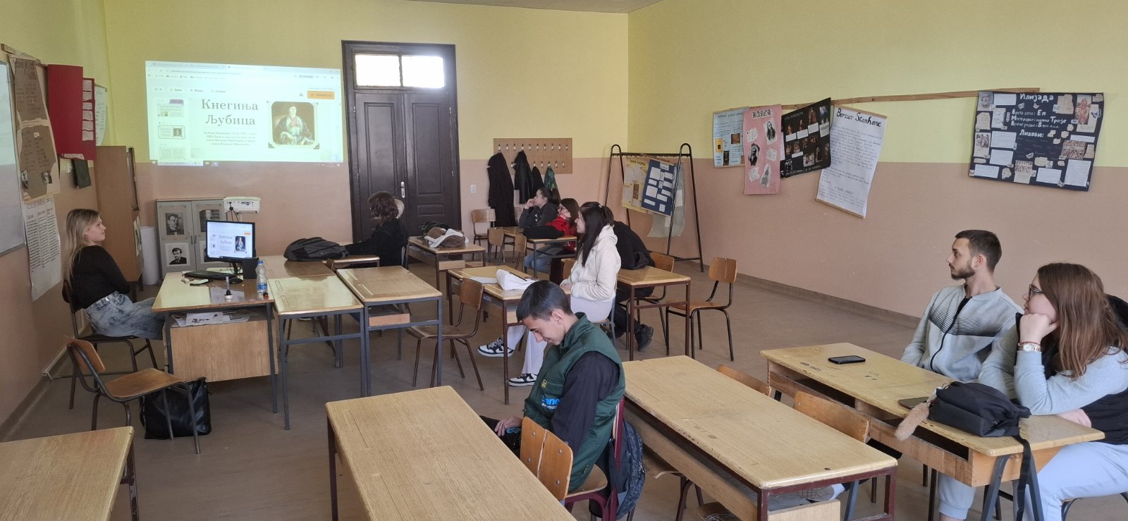 KRAGUJEVAC-SREDNJA-SKOLA-KNEZ-ALEKSANDAR-KARADJORDJEVIC Obeležavanje Međunarodnog dana žena - Kragujevac – Srednja škola „Knez Aleksandar Karađorđević“