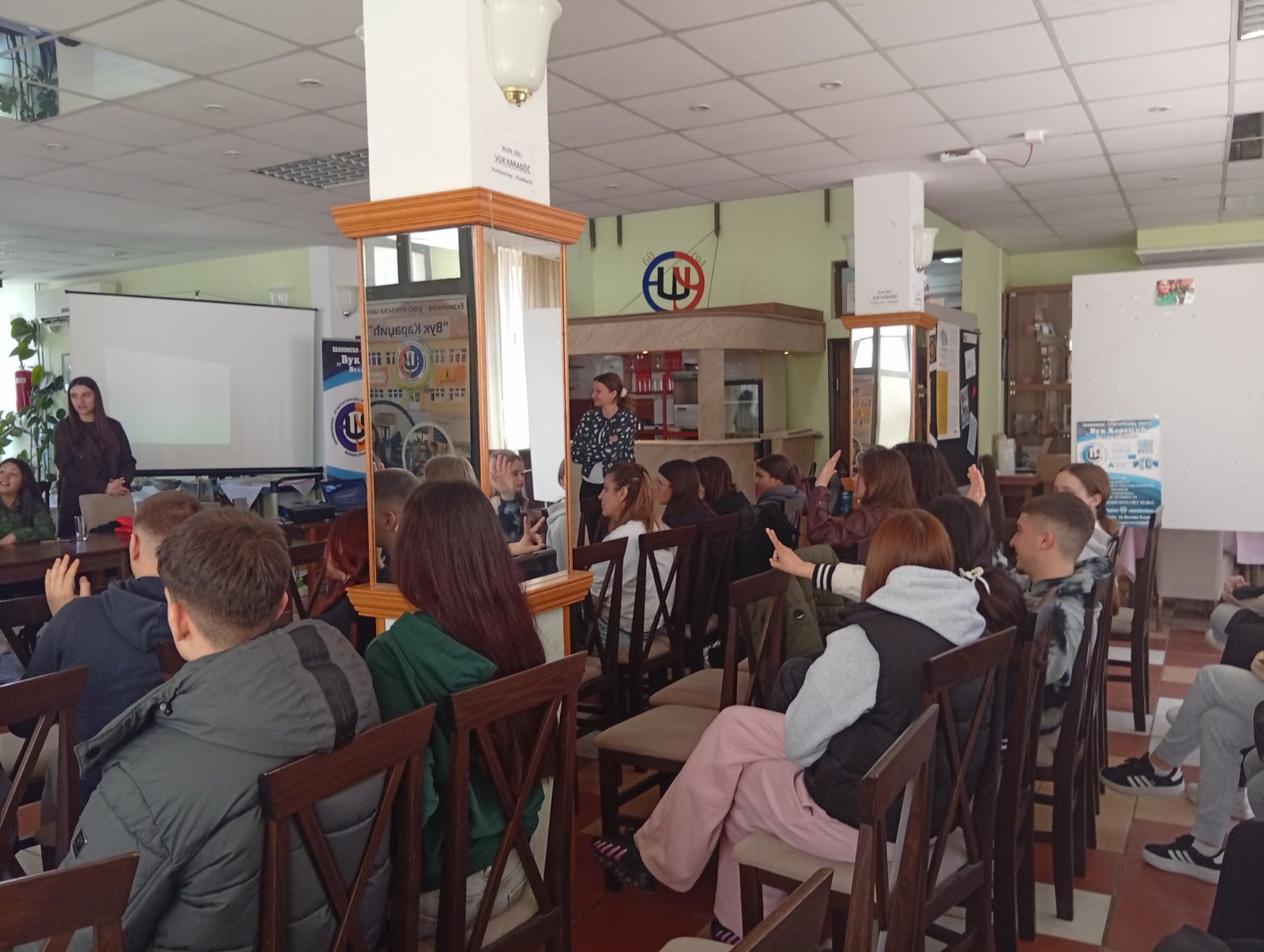 viber_image_2026-03-09_13-34-22-268 Obeležavanje Međunarodnog dana žena - Velika Plana – Ekonomsko-ugostiteljska škola „Vuk Karadžić“