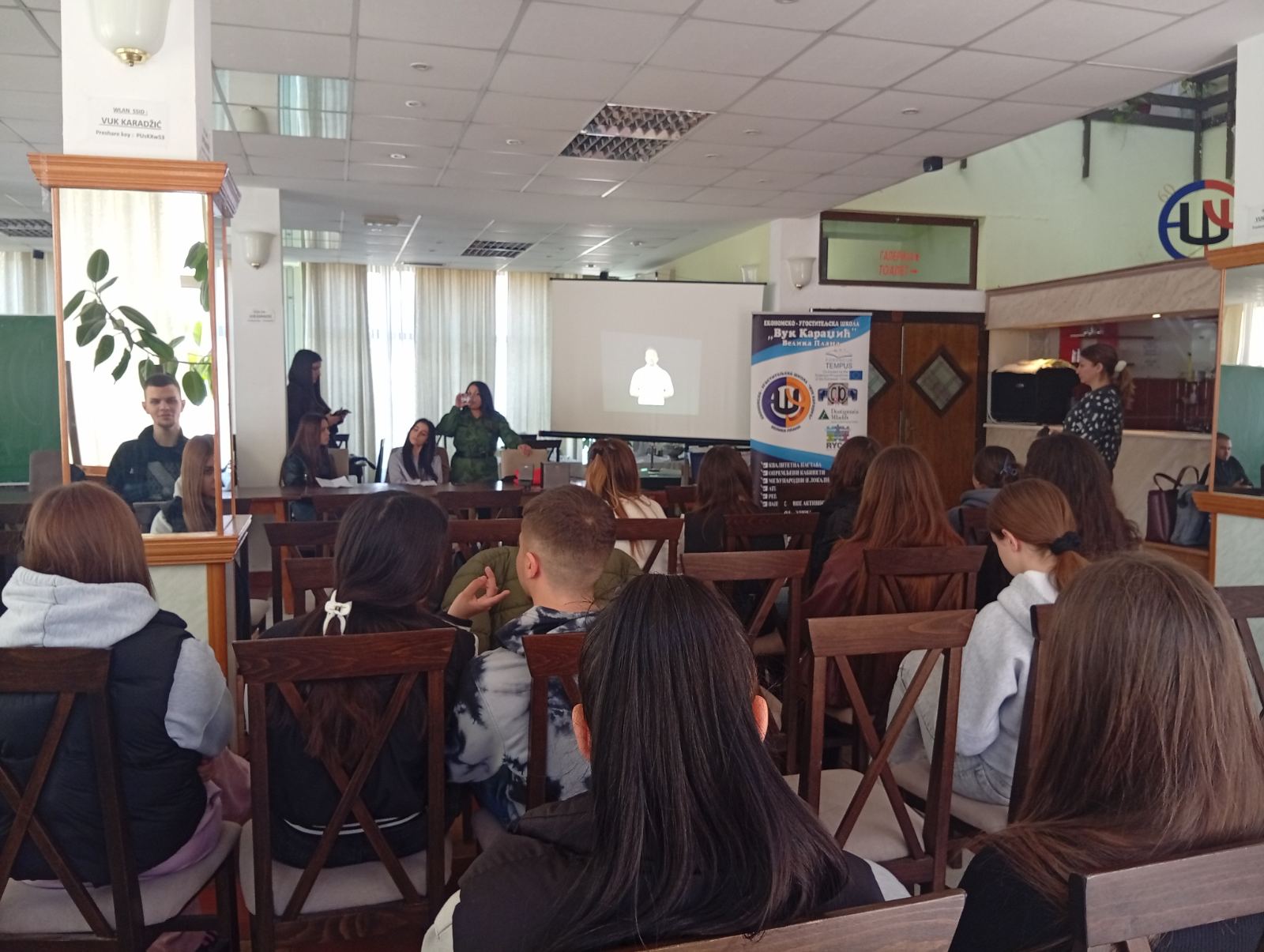 viber_image_2026-03-09_13-34-22-460 Obeležavanje Međunarodnog dana žena - Velika Plana – Ekonomsko-ugostiteljska škola „Vuk Karadžić“